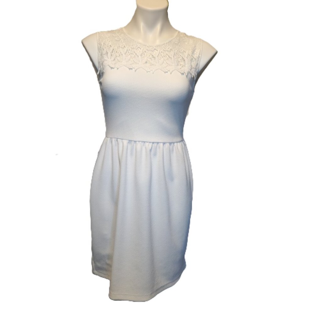 ❤️ 4/$20 Soprano white dress Women's XS lace romantic wedding Sleeveless cute